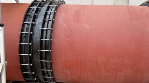 Wide view of a DN1600 Nova Siria coupling installed on a large-diameter pipeline as part of a water network upgrade